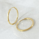 Candongas Aro Rayado 0.65gr / 1.5cm / Oro Amarillo 18K *