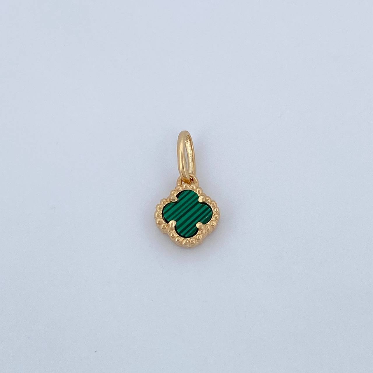 Dije Trebol 0.95gr / 1.5cm / Oro Amarillo Nac.Esp. 18K &