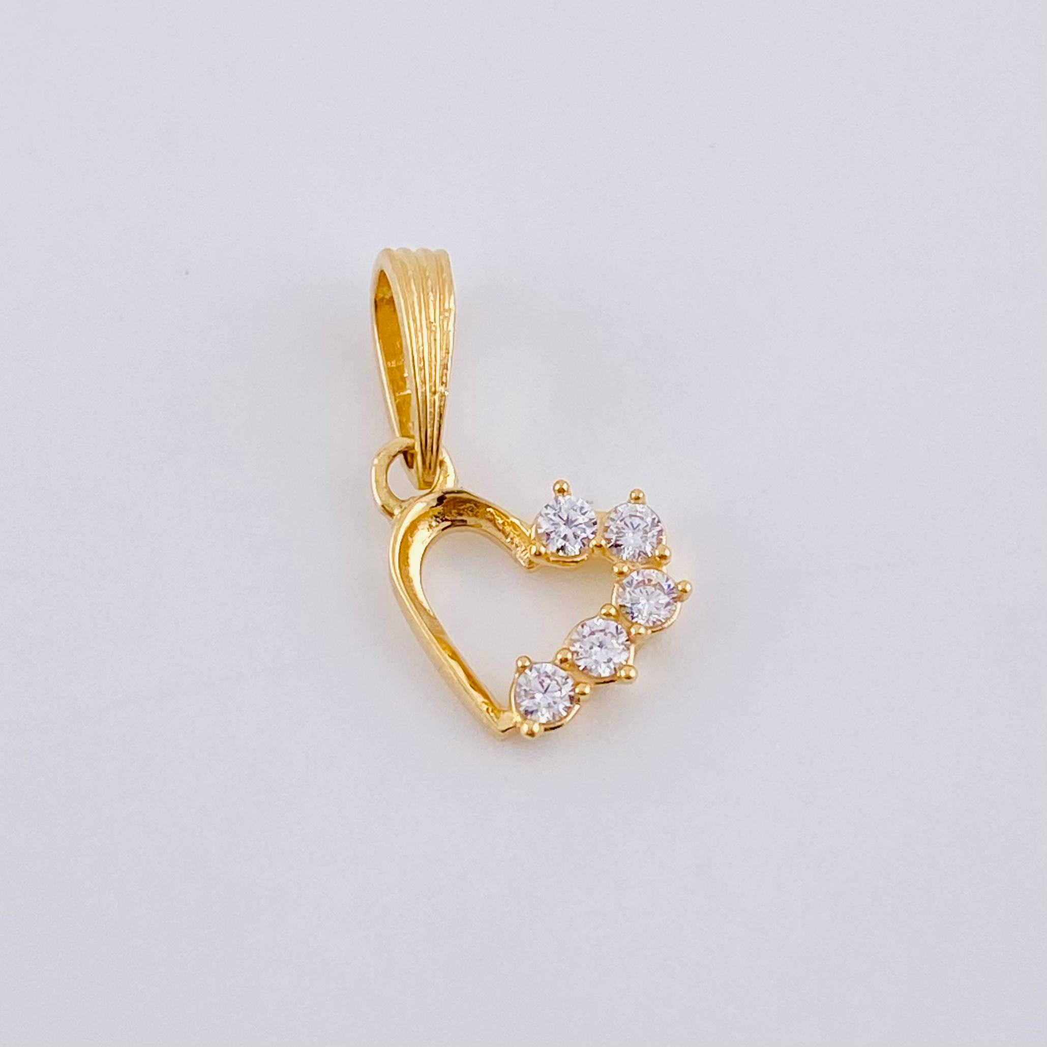 Dije Corazon Silueta 0.7 g / 1.5 cm Oro Amarillo 18K