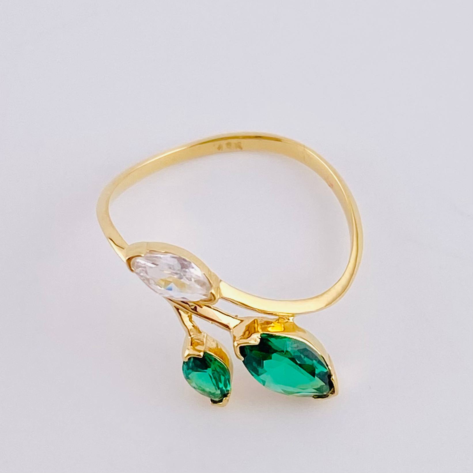 Anillo Hoja Laurel Desigual 1.4 g / T6 Oro Amarillo 18K