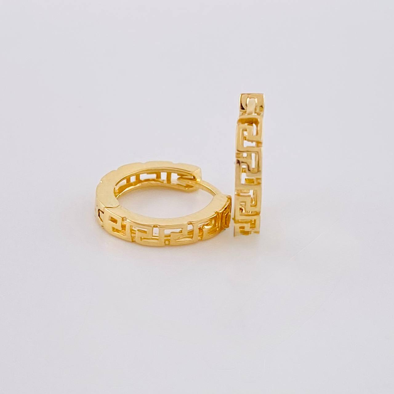 Candongas Tribal 1.85 g / 1.2 cm Oro Amarillo 18K