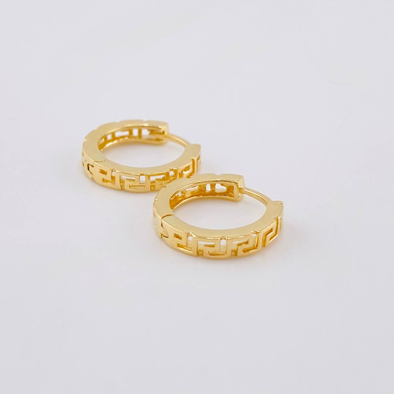 Candongas Tribal 1.85 g / 1.2 cm Oro Amarillo 18K