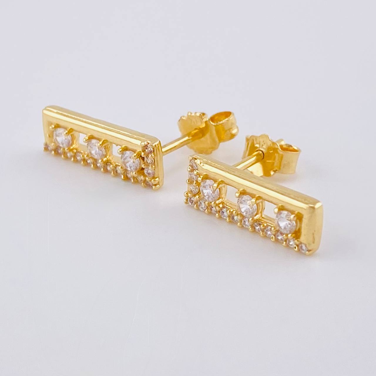 Topos Casete Tupidos Parcial 2.2 g / 1.5 cm Oro Amarillo 18K
