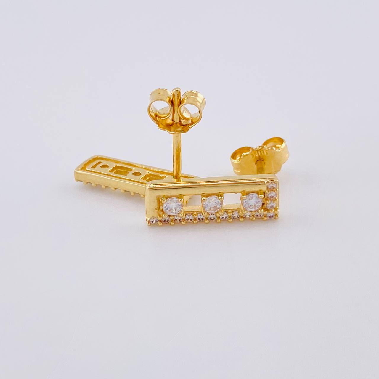 Topos Casete Tupidos Parcial 2.2 g / 1.5 cm Oro Amarillo 18K