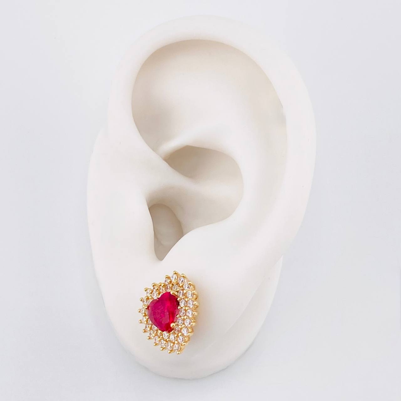 Topos Set Corazón Halo Tupido 6.8g / 13.2mm Oro Amarillo 18K