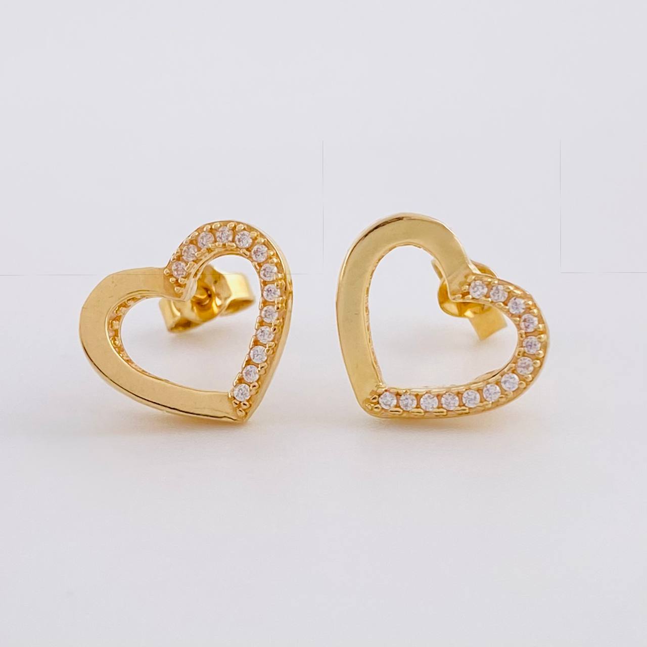 Topos Set Silueta Corazón Doble 4.3g / 11.05mm Oro Amarillo 18K