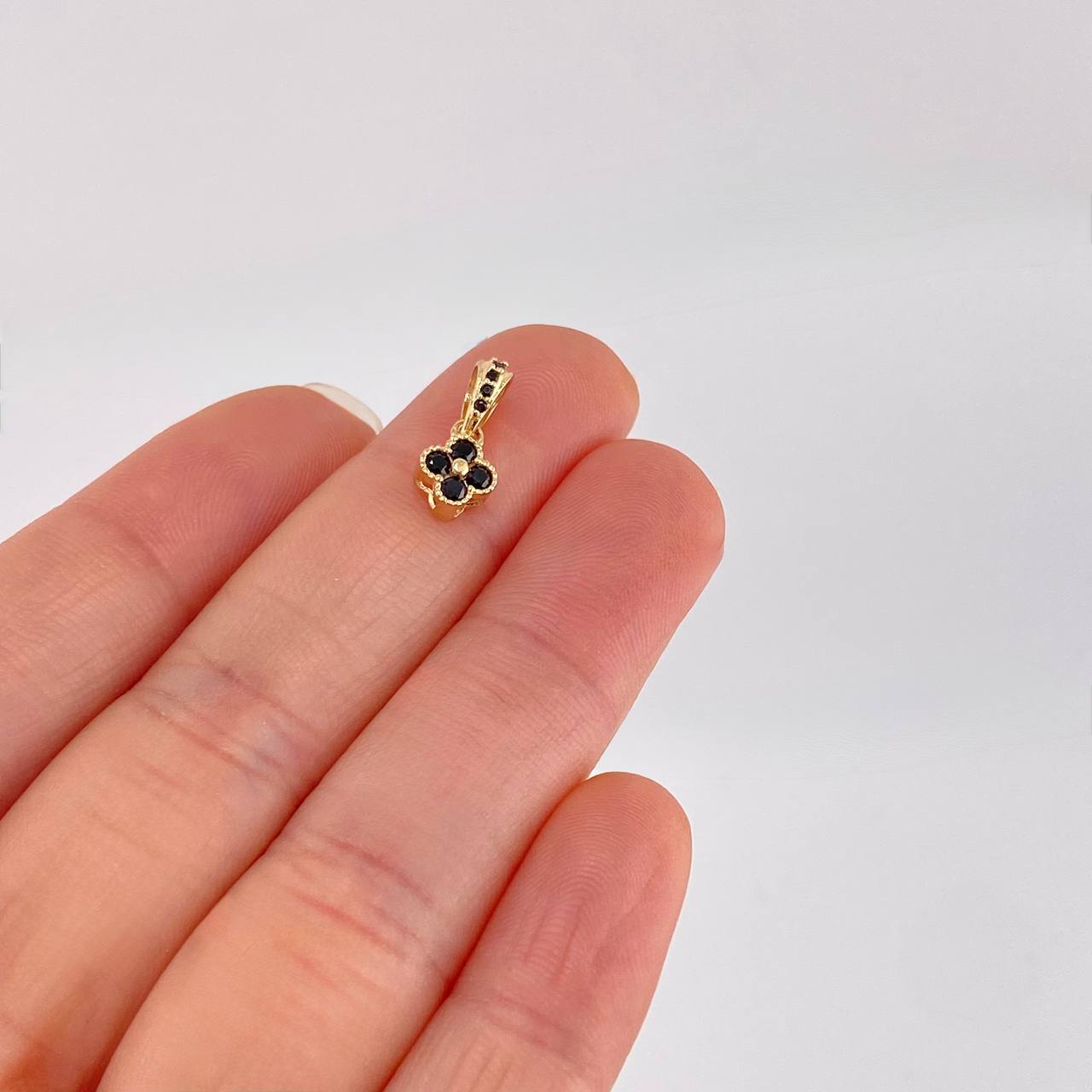 Topos Set Trebol 2g / 5.2mm Oro Amarillo 18K