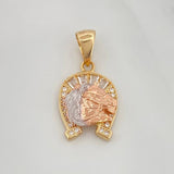 Dije Herradura Caballo 2.45 g / 2.5 cm Tres Oros 18K