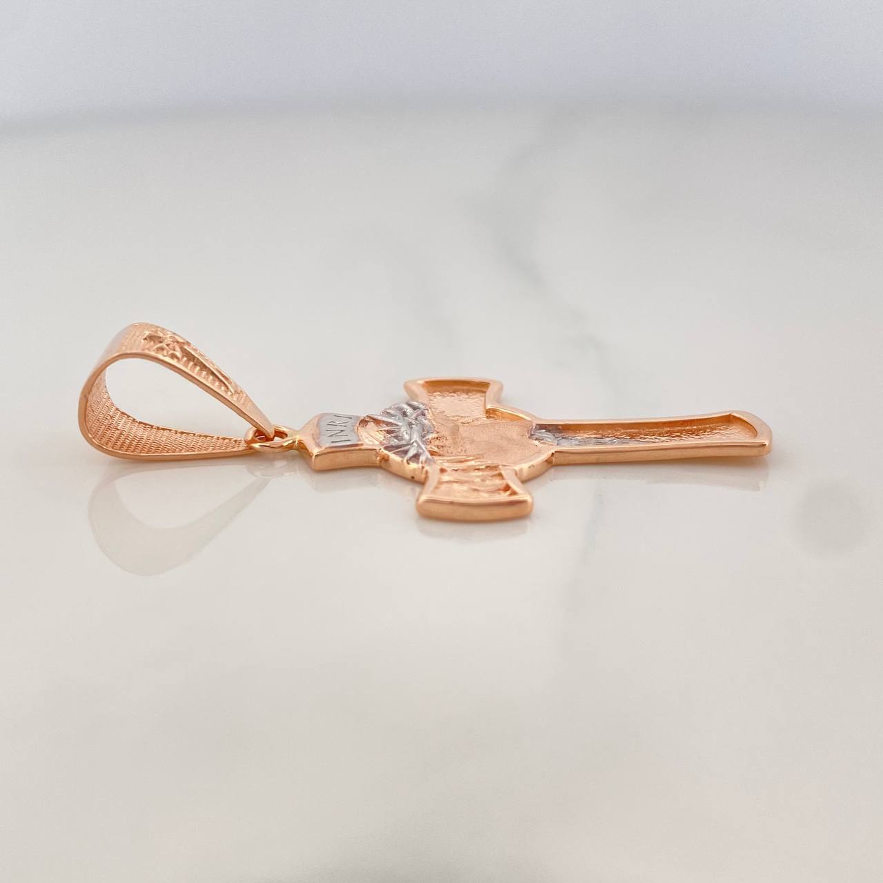 Dije Cruz Rostro Cristo 5 g / 4.5 cm Dos Oros Blanco Rosa 18K