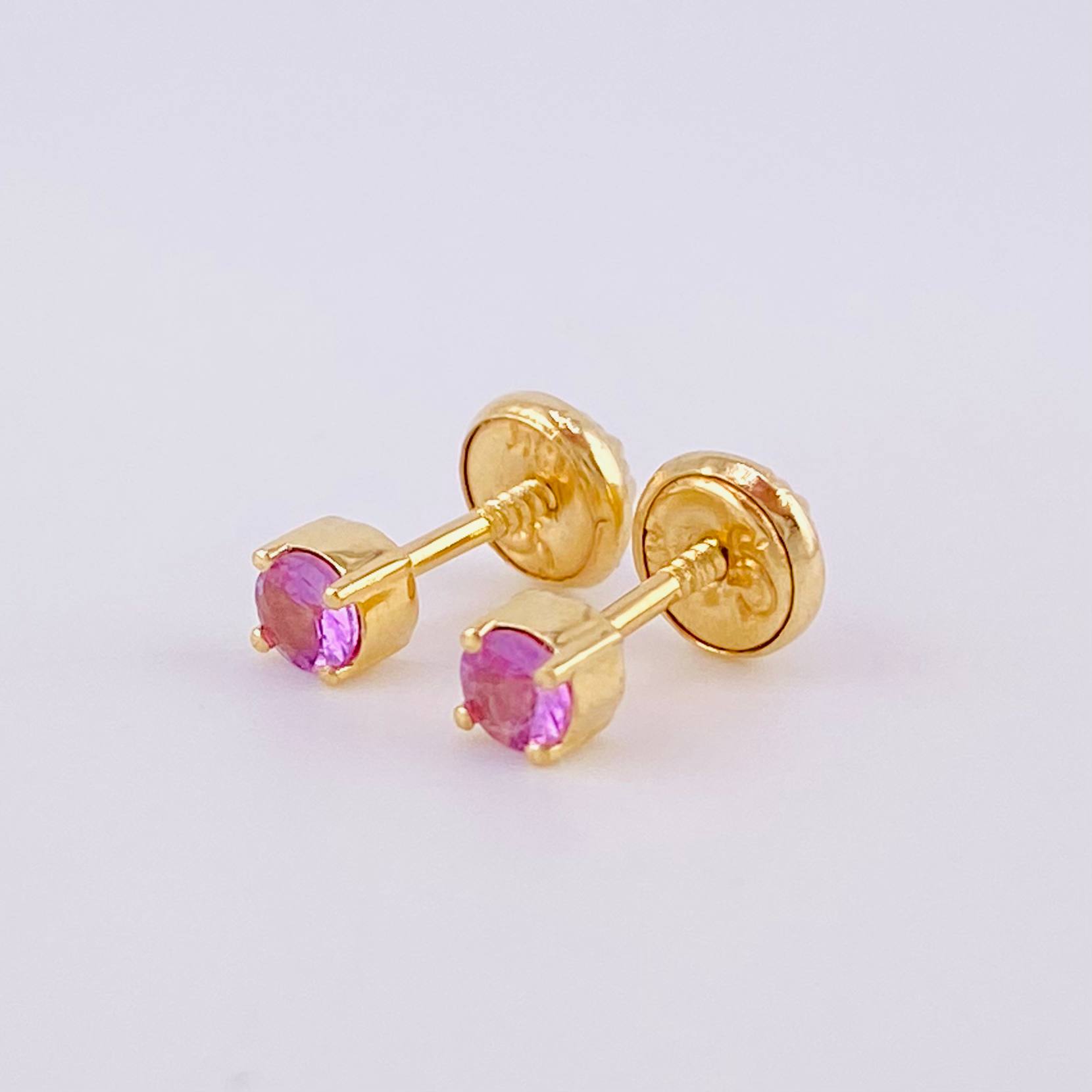 Topos Cuatro Garras Zafiro 25pts 0.95g / 3.45mm Oro Amarillo 18K