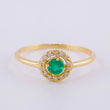Anillo Destello Real Esmeraldas 18Pts, Diamantes 3Pts 1.45 g / T7 Oro Amarillo 18K