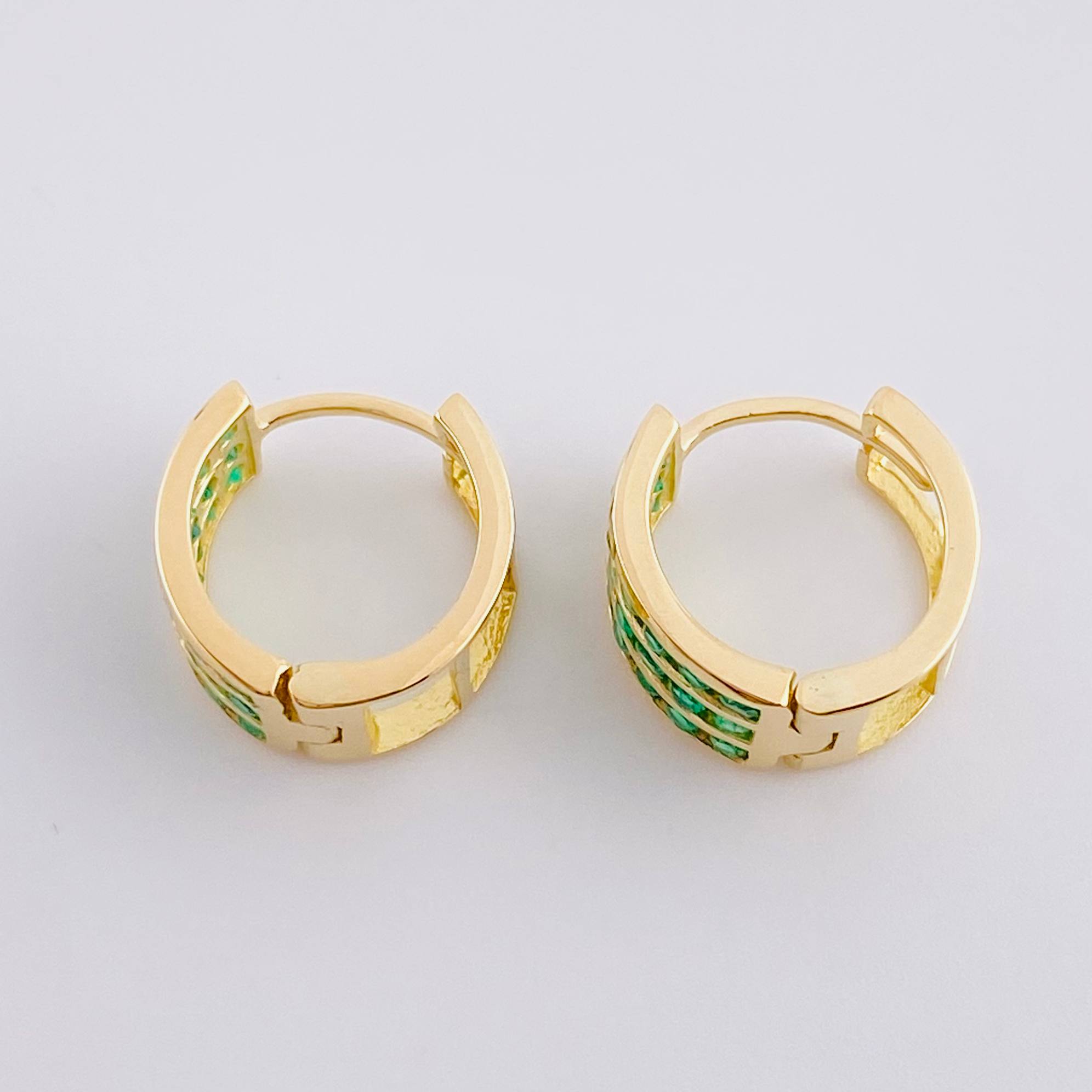 Candongas Aurora Esmeraldas 67Pts 2.8 g / 2.2 cm Oro Amarillo 18K