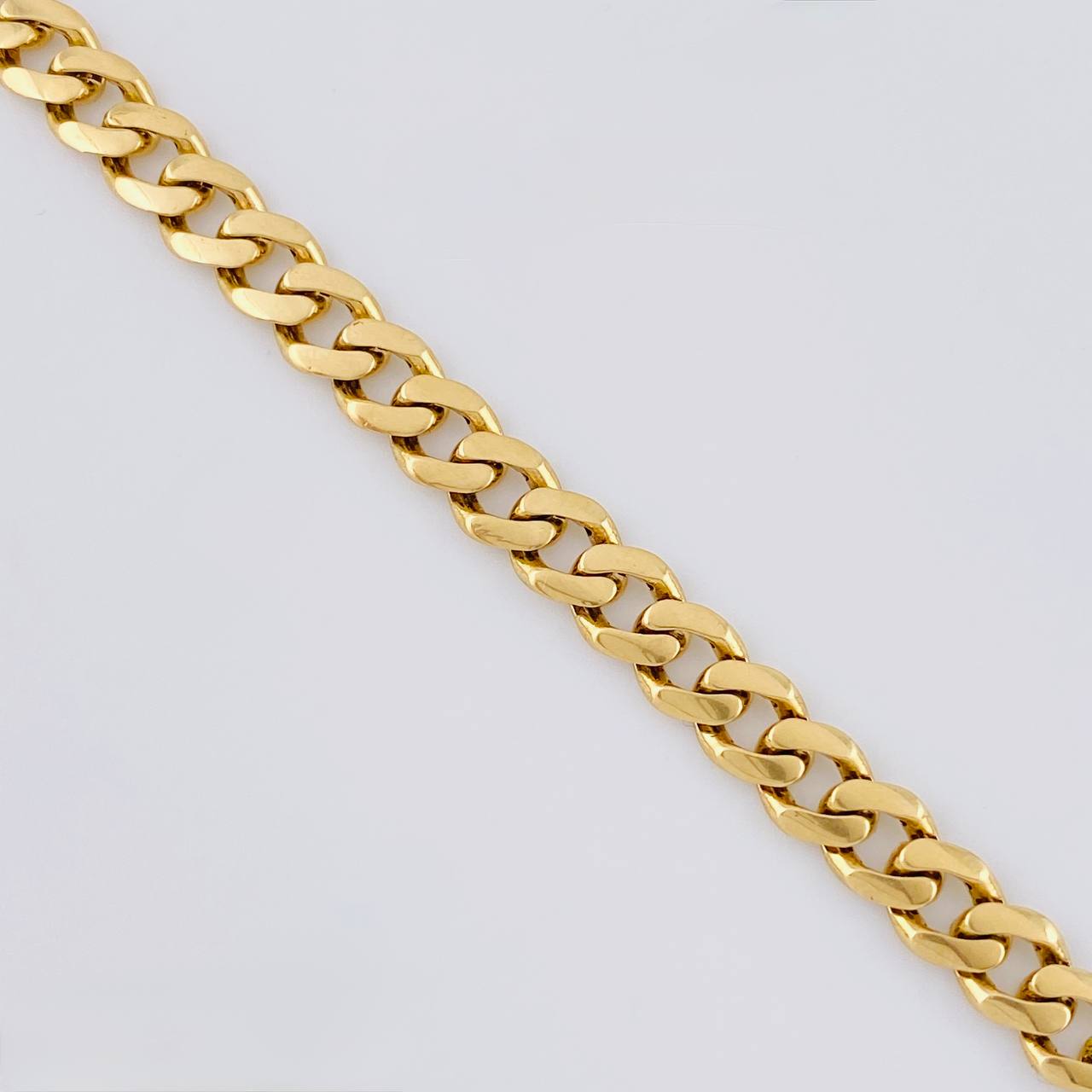 Pulso Cubano 9.7 g / 21.5 cm / 6.9 mm Oro Amarillo 18K