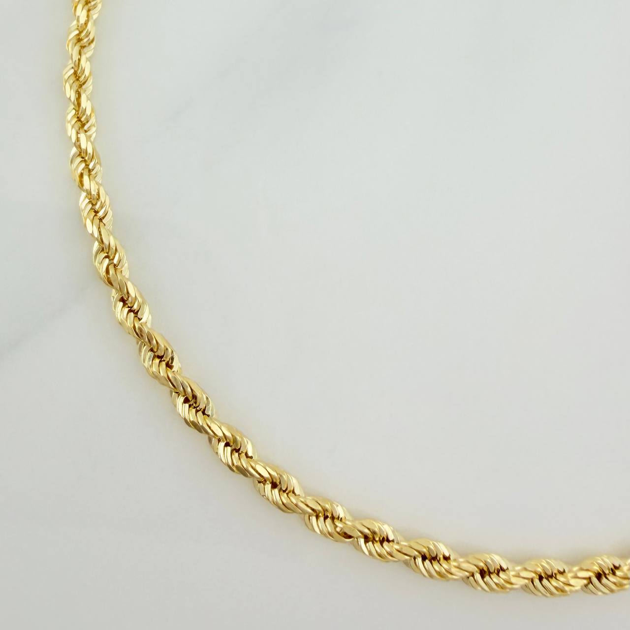 Pulso Lazo 2.35gr / 20cm / 2mm Oro Amarillo +3 18K $