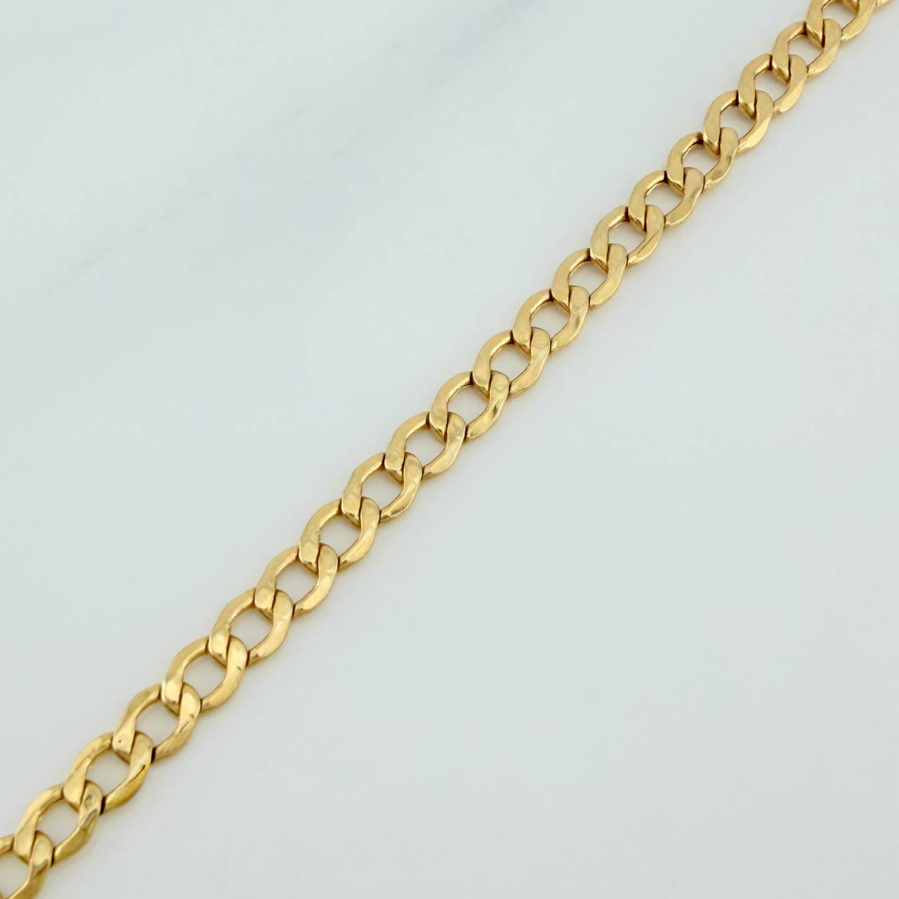 Pulso Cubano 2.2gr / 20cm / 3mm Oro Amarillo +1 18K $