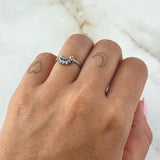 Anillo Media Luna 1.75gr / T6 1/4 / Circones Blancos Azules Oro Blanco 18K