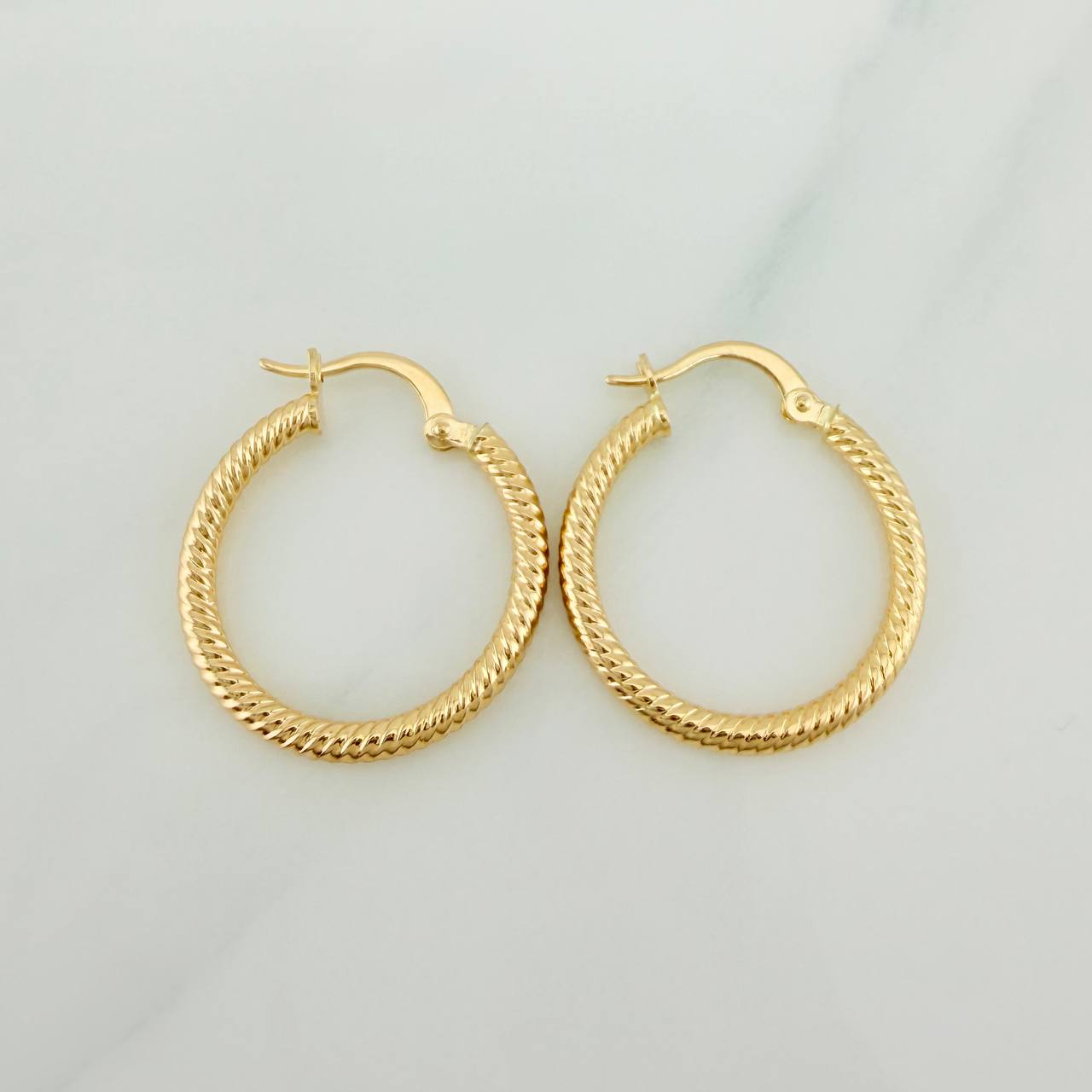Candongas Zion 1.5gr / 2.3cm / Oro Amarillo 18K %