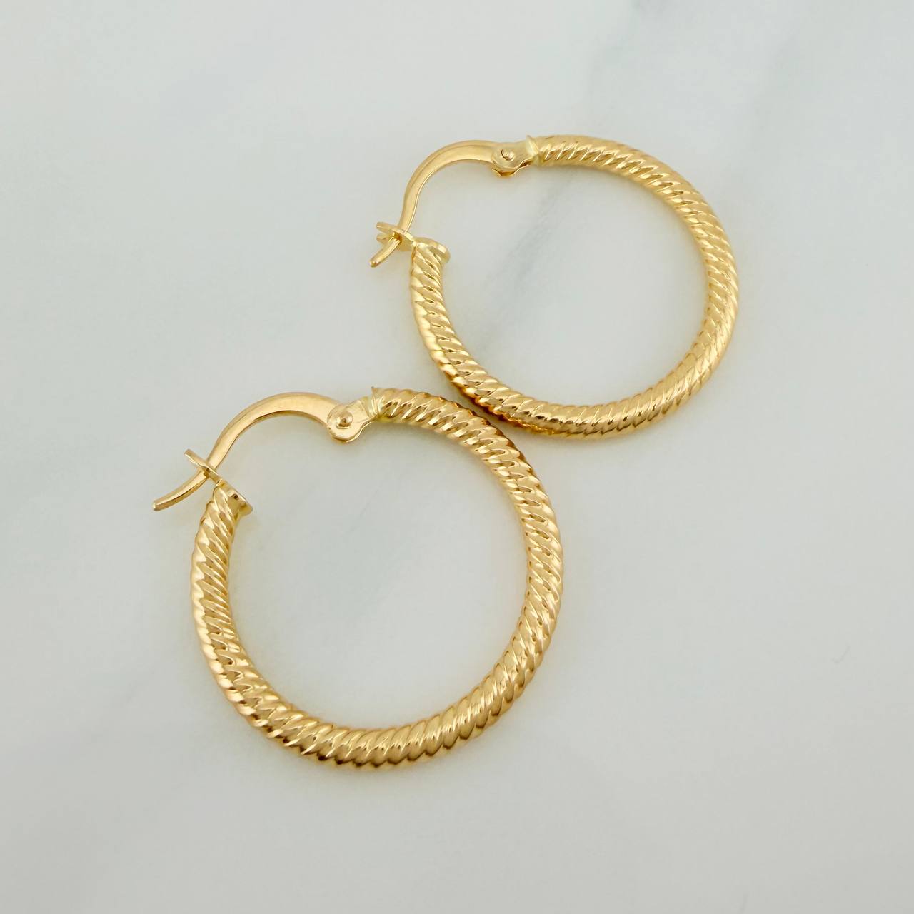 Candongas Zion 1.5gr / 2.3cm / Oro Amarillo 18K %