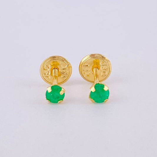 Topos Cuatro Garras Esmeralda 22Pts 0.4 g / 1,1 cm Oro Amarillo 18K