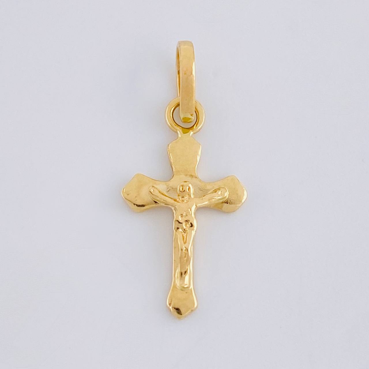 Dije Cruz Cristo 0.85 g / 2 cm Oro Amarillo 18K