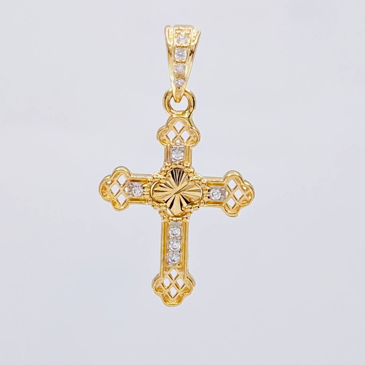 Dije Cruz Trebol Diamantado Florencial 1.2 g / 2.3 cm Oro Amarillo 18K Nac.Esp.