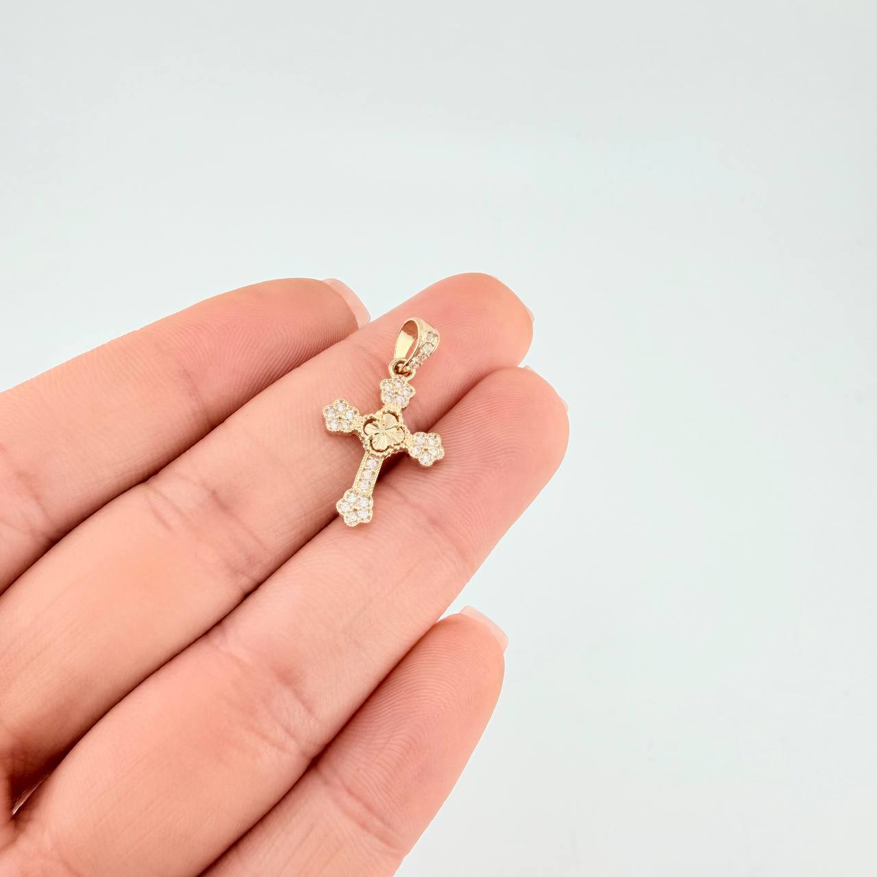 Dije Cruz Trebol Diamantado Florencial 1.3 g / 2.3 cm Oro Amarillo 18K Nac.Esp.*