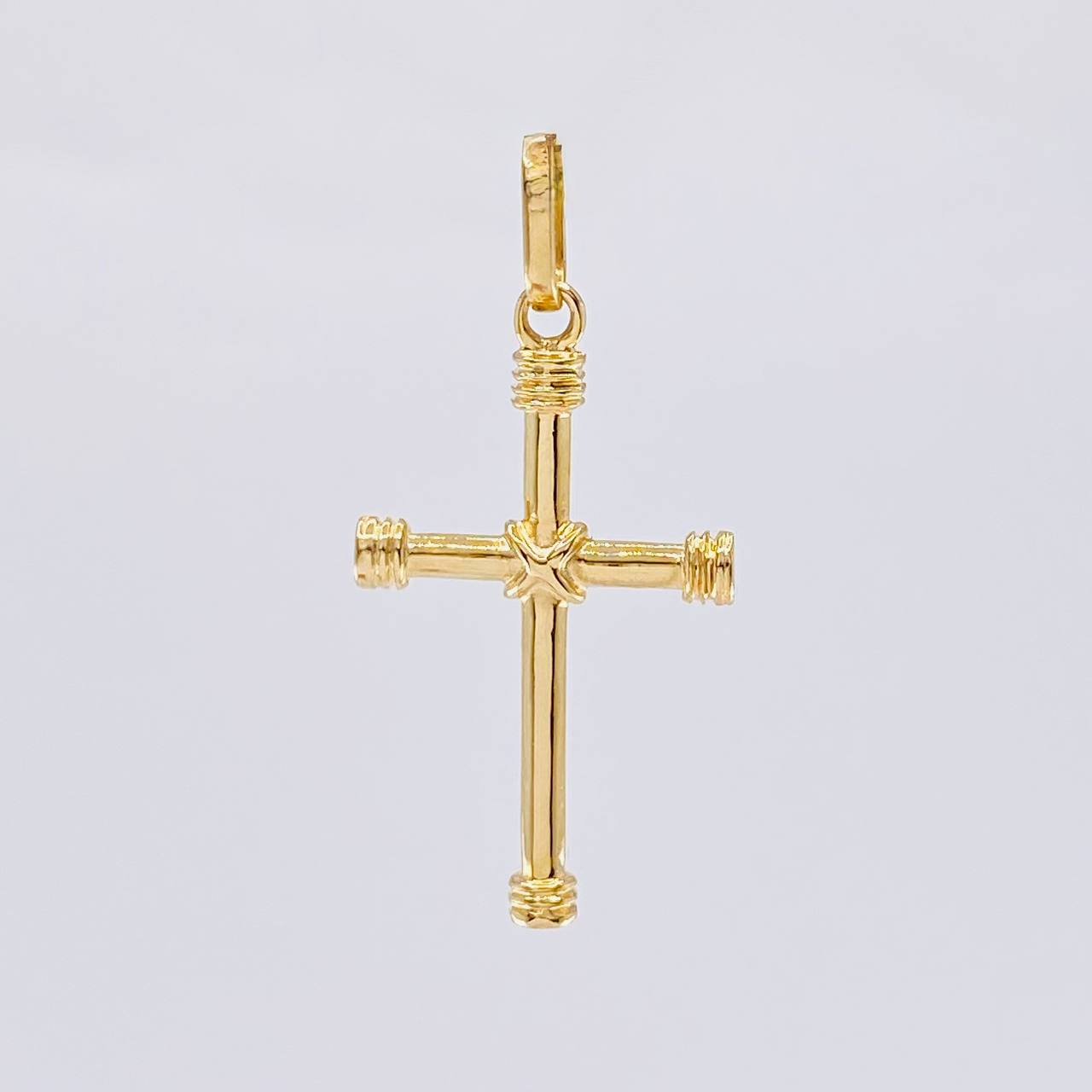 Dije Cruz 1.8 g / 3 cm Oro Amarillo 18K