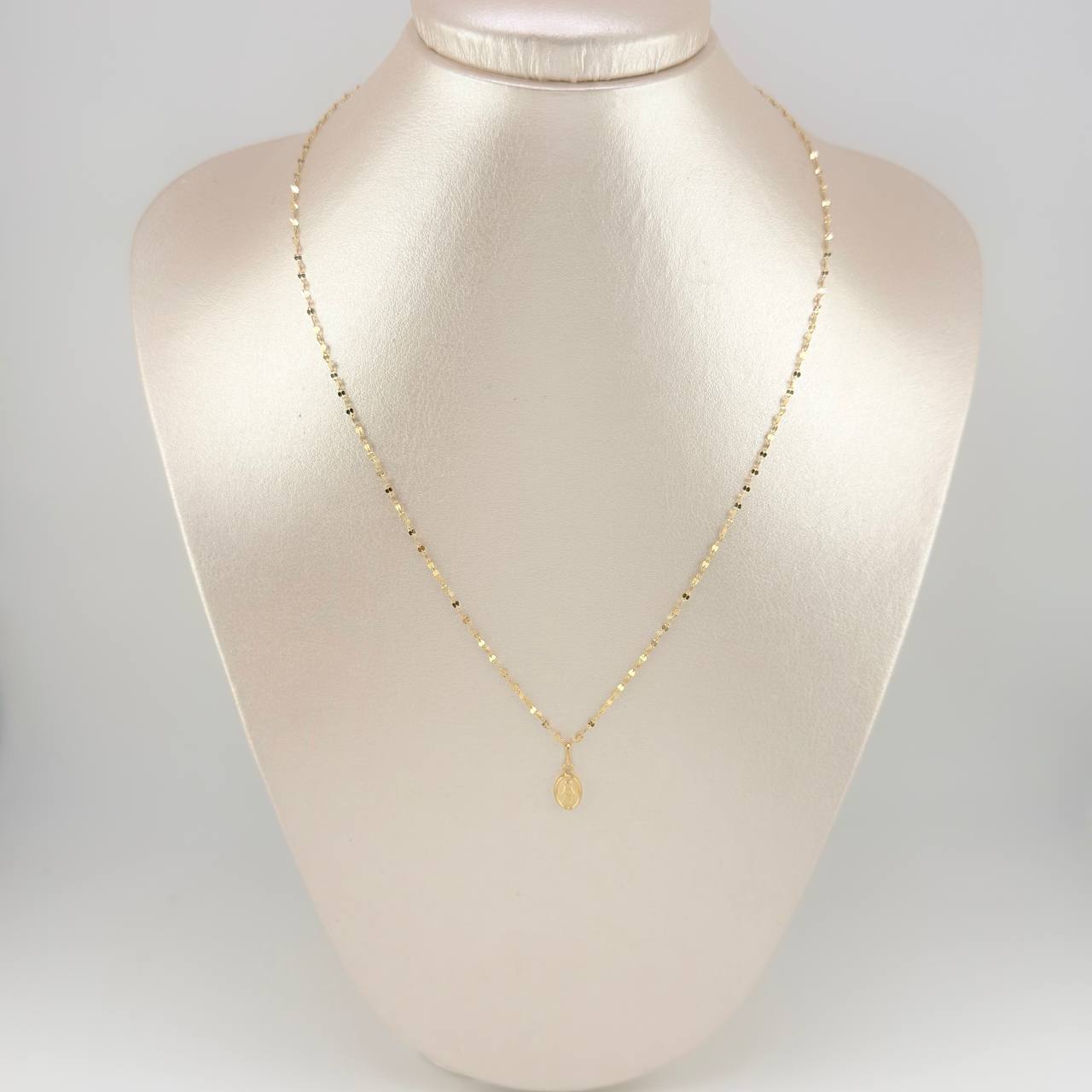 Set Cadena Flor Espejo + Dije Virgen Milagrosa / 1.2 g / 45.2 cm Oro Amarillo 18K