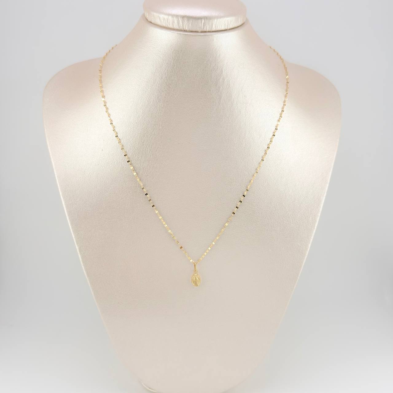 Set Cadena Flor Espejo + Dije Virgen Milagrosa / 1.3 g / 45.1 cm Oro Amarillo 18K