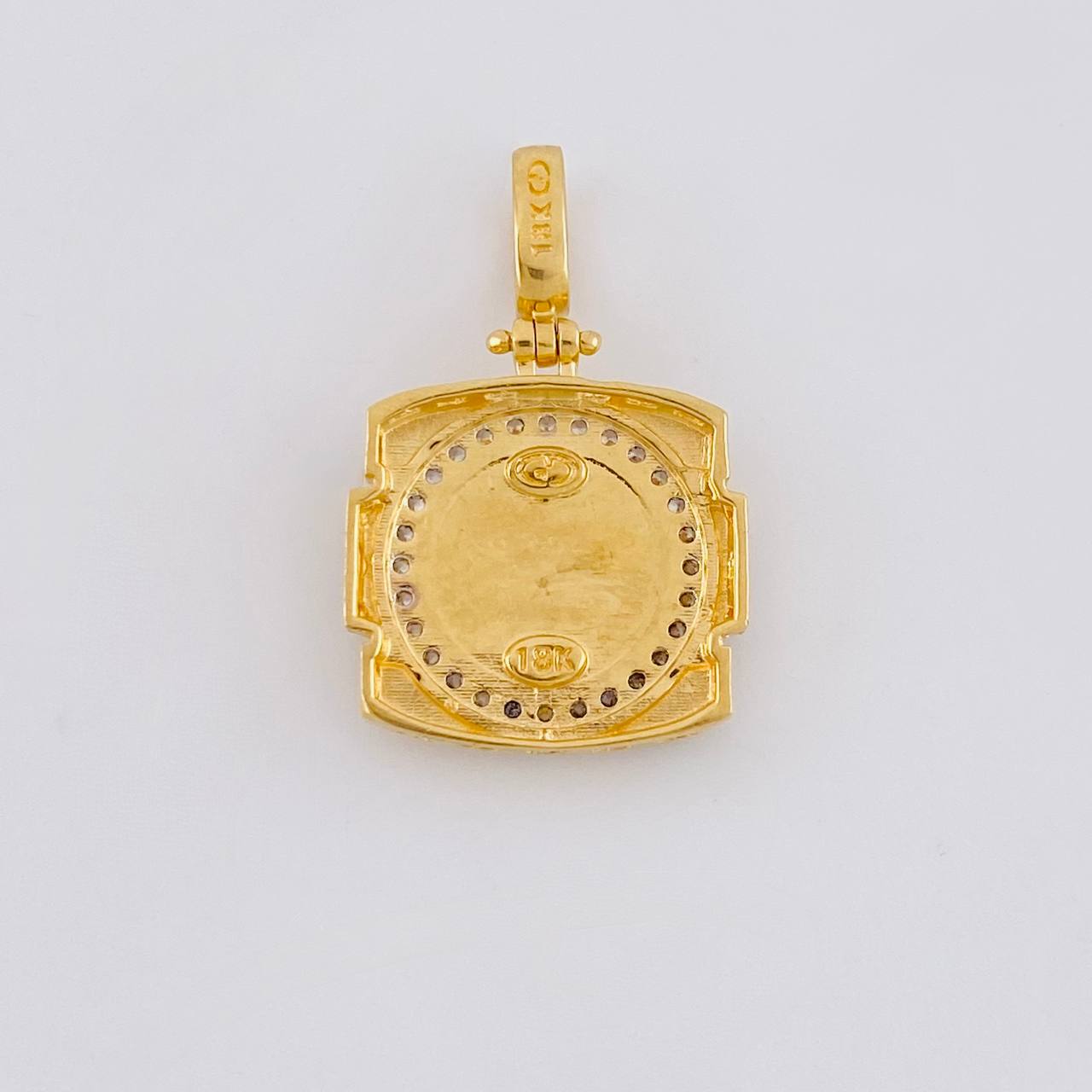 Dije Corona 2.8g / 2.3cm Dos Oros Amarillo Blanco 18K
