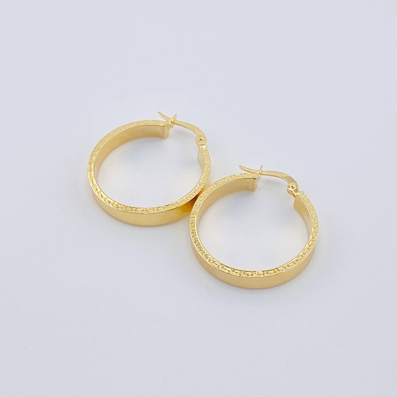 Candongas Tribal 2.75gr / 2.6cm / Oro Amarillo 18K ©