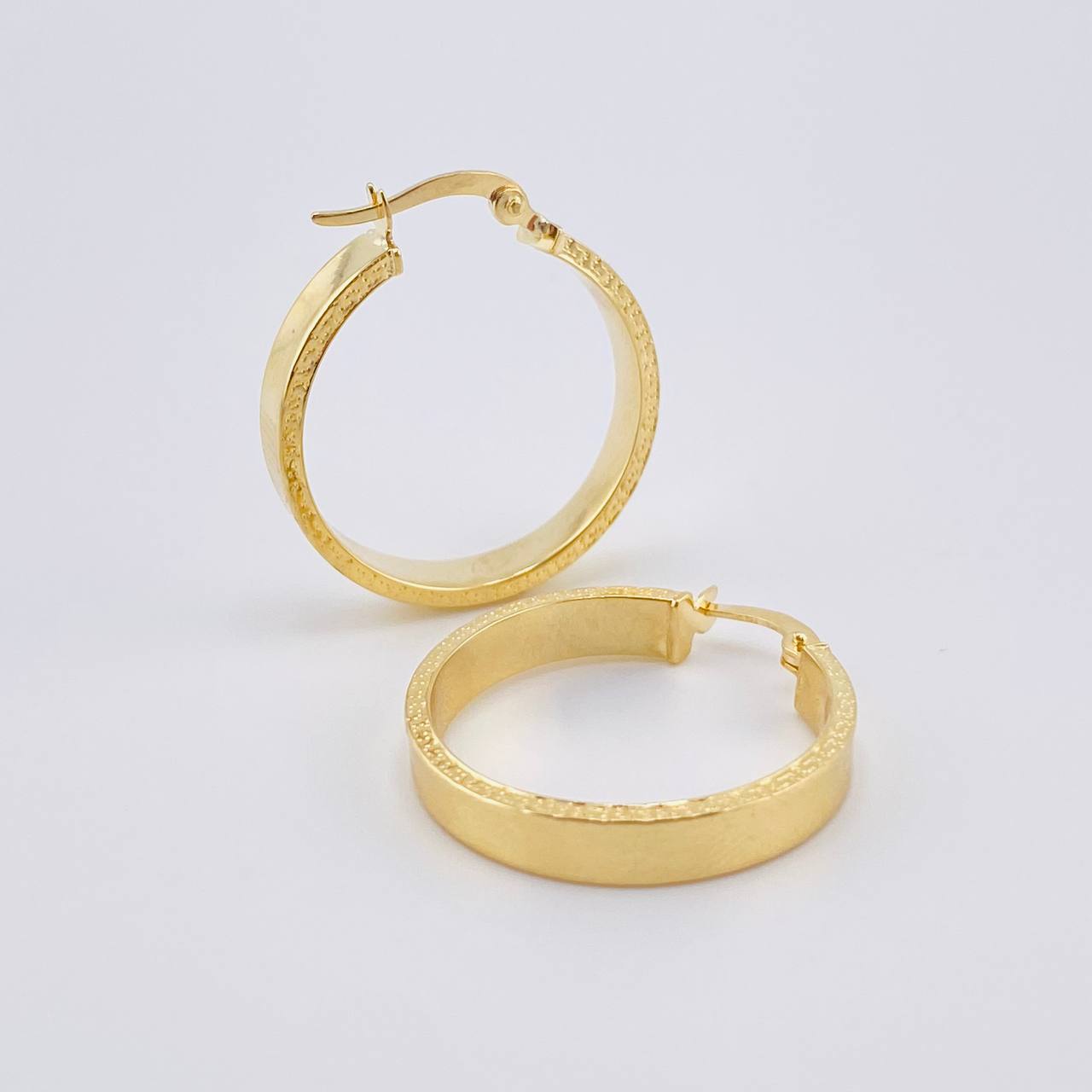 Candongas Tribal 2.75gr / 2.6cm / Oro Amarillo 18K ©