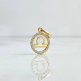Dije Signo Libra 1.15gr / 2cm / Circones Blancos Oro Amarillo 18K