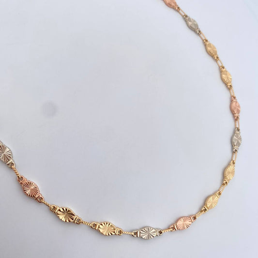 Cadena Rustica Eslabon 12.9gr / 62cm / 5.3mm Diamantada Tres Oros 18K &