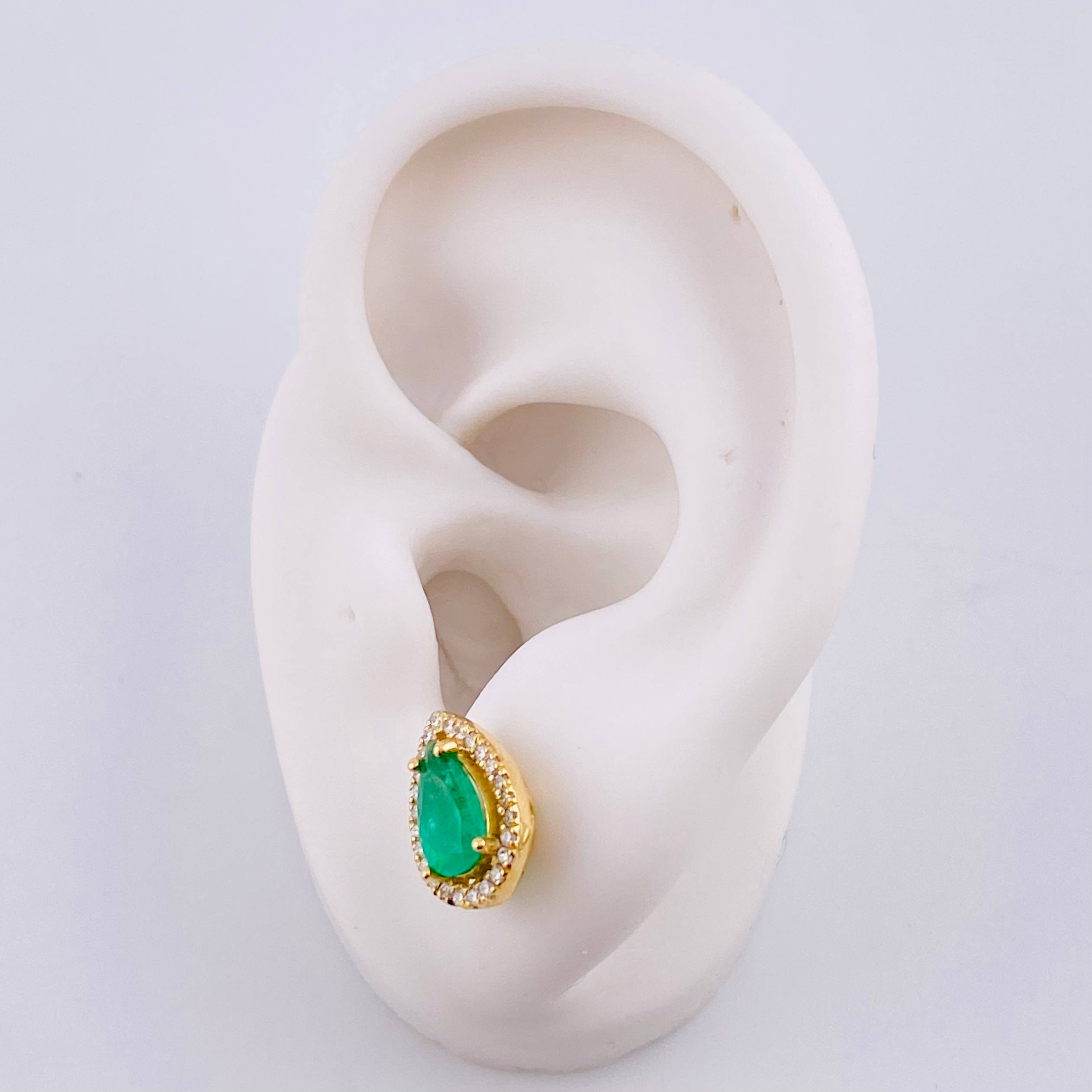 Topos Set Lágrimas Hallo con Dije Esmeraldas 2.22qts Diamantes 40pts 6.65g / 12.6mm Oro Amarillo 18K