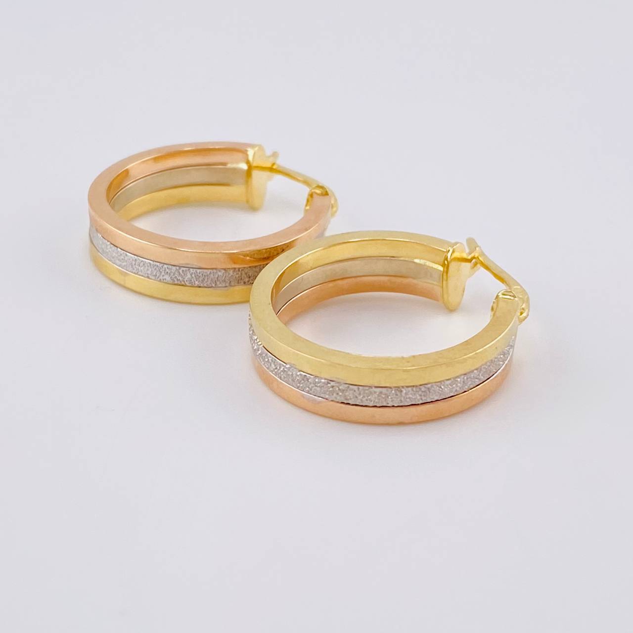 Candongas Adri Lisas 4 g / 2.3 cm Tres Oros 18K