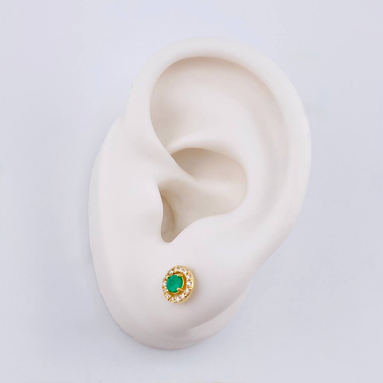 Topos Halo Esmeraldas 36Pts Diamantes 5Pts 1.8 g / 7.1 mm Oro Amarillo 18K