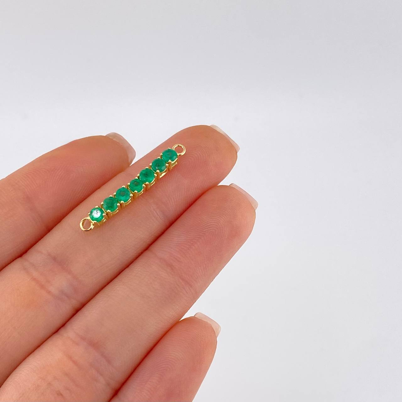 Herraje Septem Esmeraldas 84Pts 1.45 g / 3.7 cm Oro Amarillo 18K