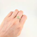 Anillo Triada De Jade Esmeraldas 16Pts 1.9 g / T8 Oro Amarillo 18K