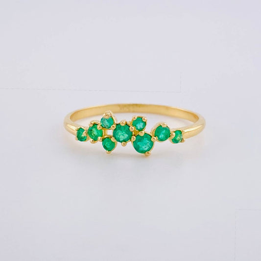 Anillo Verde Encanto Esmeraldas 24Pts 1.3 g / T6 1/2 Oro Amarillo 18K