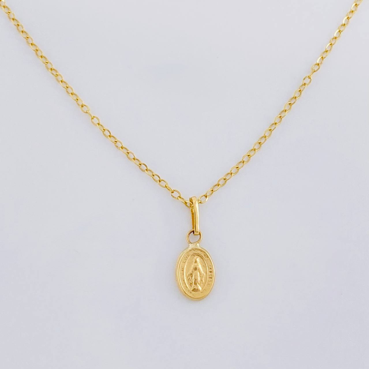 Set Cadena Aro Seguido + Dije Milagrosa / 1.2g / 45cm Oro Amarillo 18K