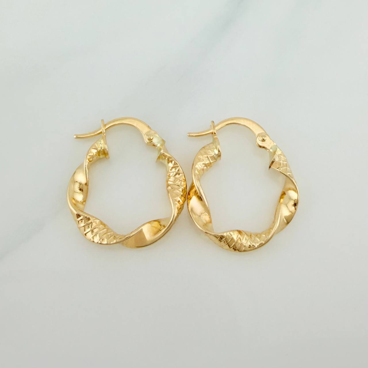 Candongas Remi 1.45gr / 2cm / Oro Amarillo 18K %