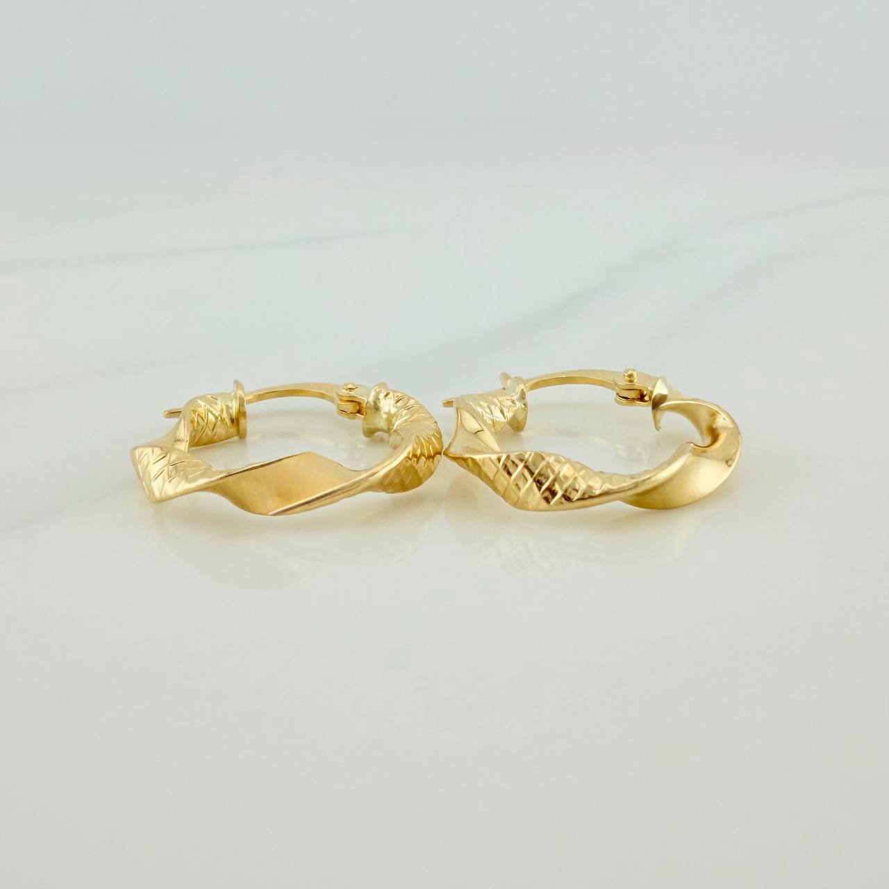 Candongas Remi 1.45gr / 2cm / Oro Amarillo 18K %