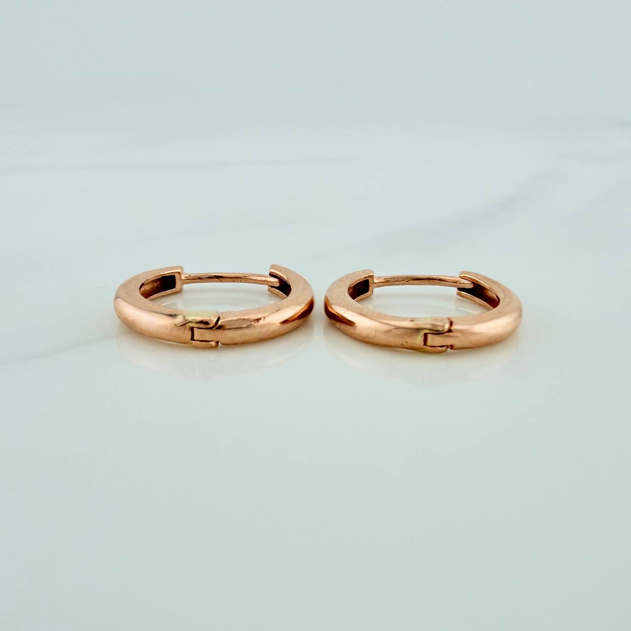 Candongas Aro Liso 2.4gr / 1.4cm / Oro Rosa 18K %