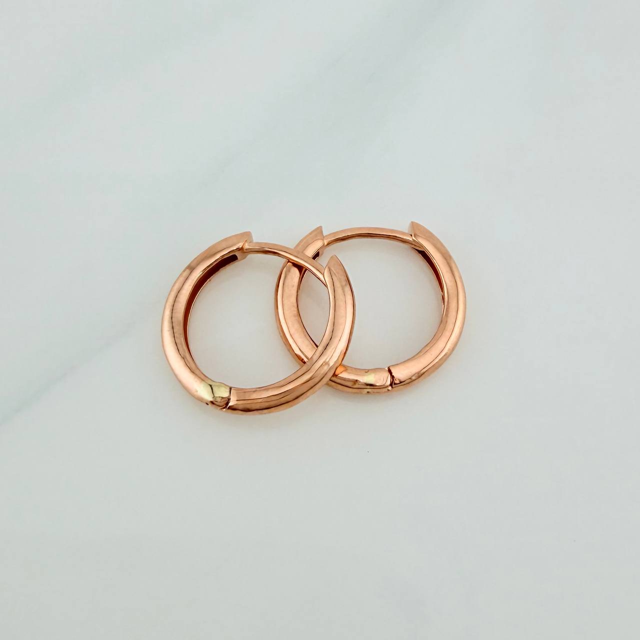 Candongas Aro Liso 2.4gr / 1.4cm / Oro Rosa 18K %