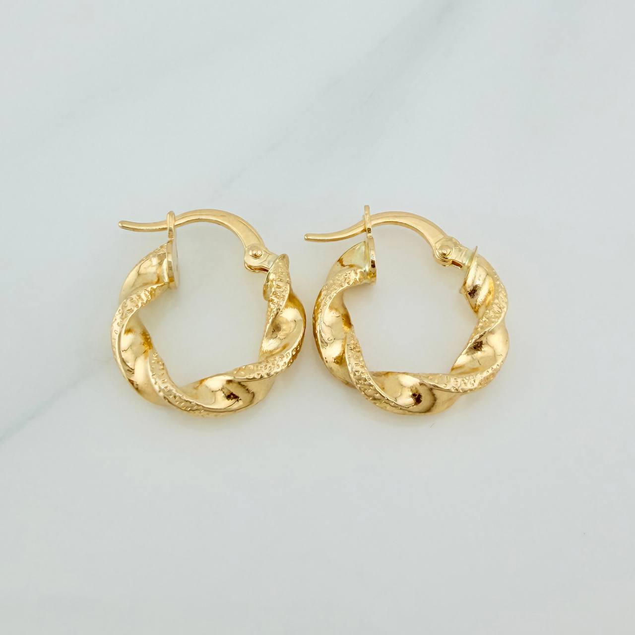 Candongas Demi 1.65gr / 1.7cm / Oro Amarillo 18K %
