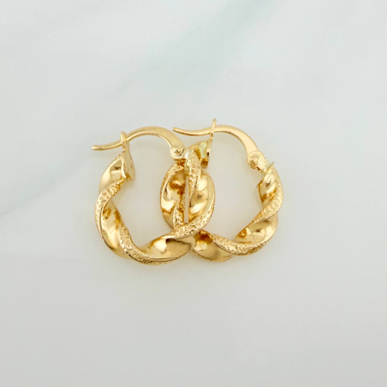 Candongas Demi 1.65gr / 1.7cm / Oro Amarillo 18K %