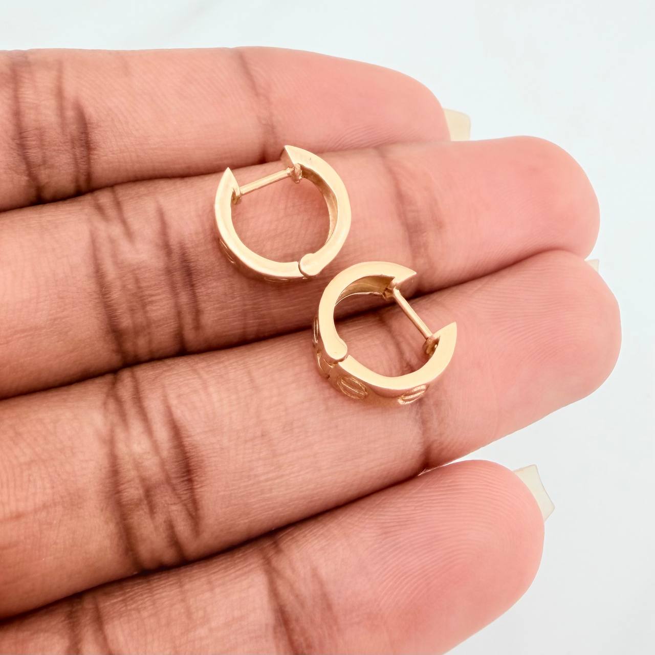 Candongas Clavo 2.65gr / 1cm / Oro Amarillo 18K %
