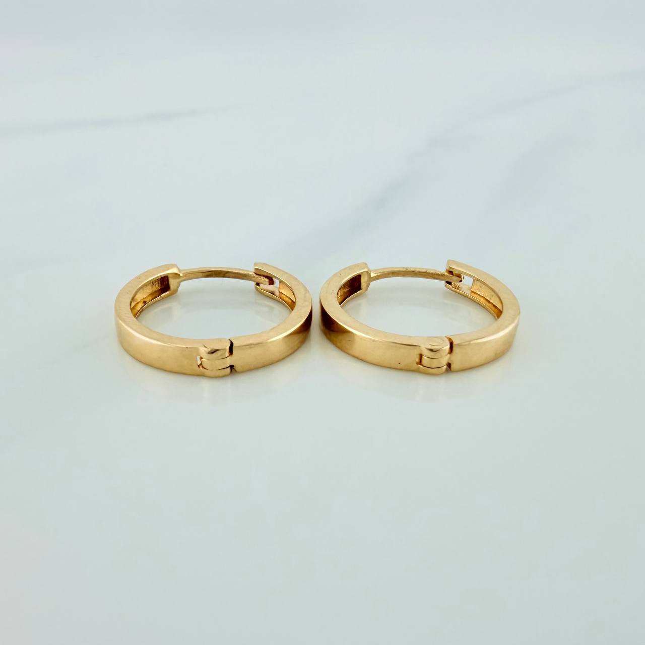 Candongas Carril 1.7gr / 1.4cm / Oro Amarillo 18K %