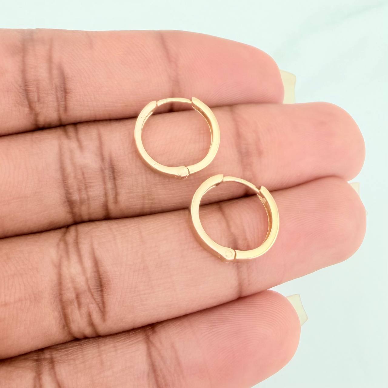 Candongas Carril 1.65gr / 1.4cm / Oro Amarillo 18K %